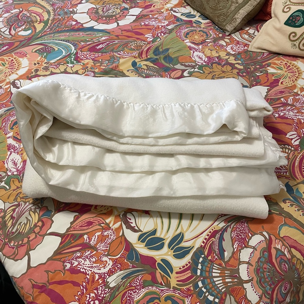 Luxurious Cream Blanket